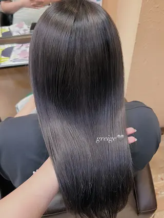 ロング 青木 舞佳のヘアスタイル