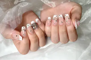 ネイル Roi〈ロワ〉 Minakoのネイルデザイン