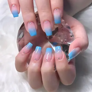 ネイル Kobayashi Komugiのネイルデザイン