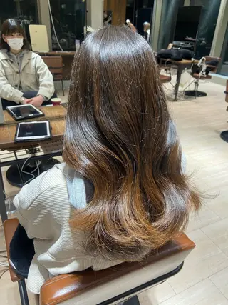 ロング 🎀大竹美侑／顔まわ りカット／レイヤーのヘアスタイル