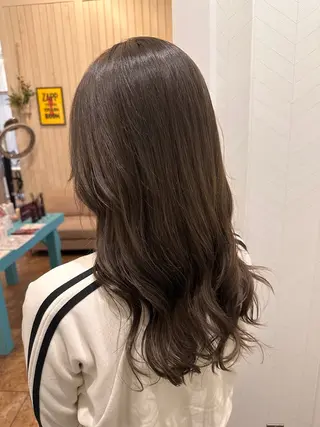 ロング カラー plaatje 橋本店所属・plaatje🌿 moeのヘアスタイル