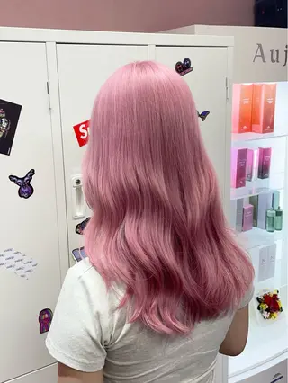 セミロング カラー ハイトーン/ブリーチ /hikaruのヘアスタイル