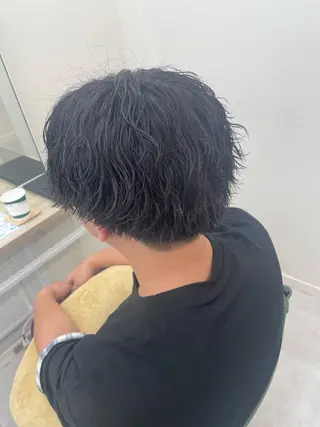 パーマ メンズ NaVIユウジ ブリーチカラーのヘアスタイル