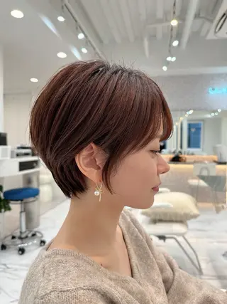 ショート カラー Cloe所属・久世 聡のヘアスタイル