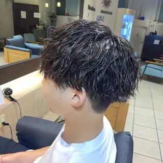 ショート パーマ メンズ すげ さやかのヘアスタイル