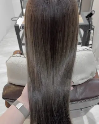 ロング カラー 美髪✨艶髪✨髪質改善 カラー特化❕阿部里美のヘアスタイル
