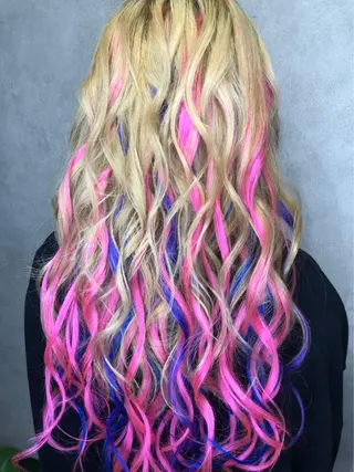 ロング BuzZ所属・西村 雄二/エクステのヘアスタイル