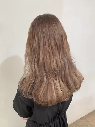 カラー 下池 紗加のヘアスタイル