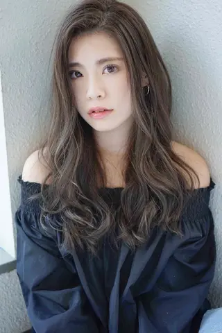 ロング カラー EMANONシェアサロン心斎橋店所属・韓国メンズヘア　ミル クティボブ　足立佳代のヘアスタイル