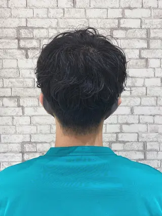 ショート パーマ ヘアアレンジ メンズ ブリーチなし艶カラー 東家のヘアスタイル