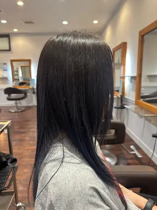 ミディアム カラー 堀 菜々花のヘアスタイル