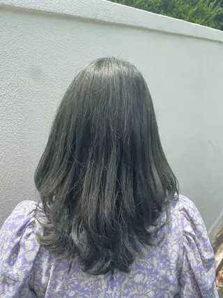 カラー 竹添 有梨沙のヘアスタイル