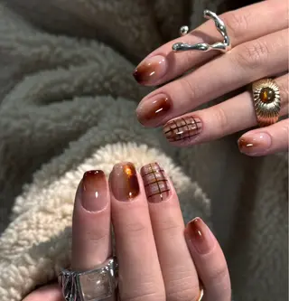 ネイル Lynn_ Nailのネイルデザイン