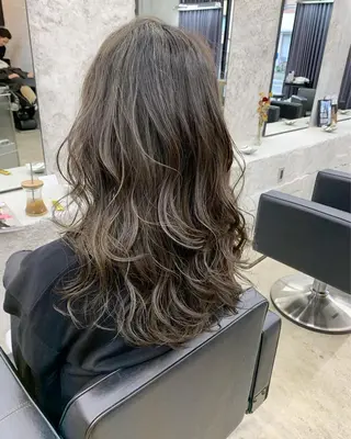 ロング レイヤーカット TAIKIのヘアスタイル