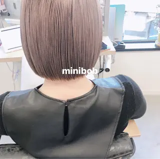 ショート misaki🩰🤍 まろみ透け感カラーのヘアスタイル