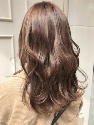 ミディアム Blanco 村松 美里のヘアスタイル