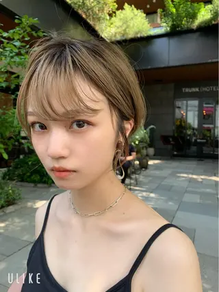 ショート カラー 🉐レイヤー/塩見 弘樹🉐渋谷のヘアスタイル