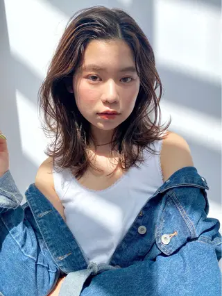 ミディアム クロスパーマ× 透明感カラー✂︎のヘアスタイル