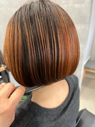 ショート カラー Enne所属・ヤマモト ヒロミのヘアスタイル