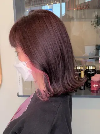 ショート ブリーチカラー🌈 嘉名 真樹のヘアスタイル