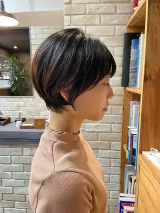 ショート eyesburg W/est所属・ショートボブ 村上のヘアスタイル