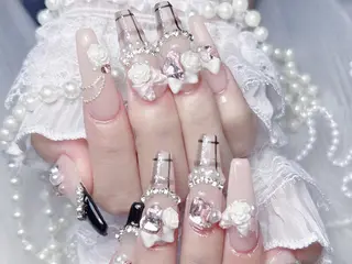ネイル queens nailsalonのネイルデザイン