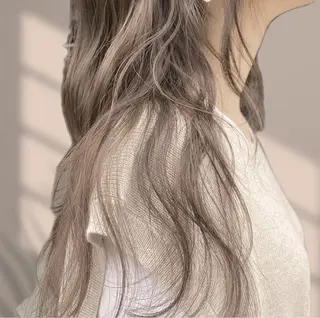 ロング カラー くすみミルクティー/ ブラウン🪡TOWAのヘアスタイル