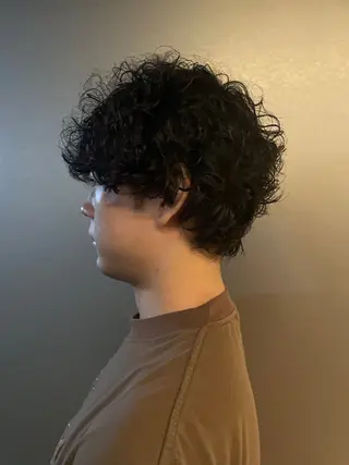 ショート パーマ メンズ 吉田一輝 外国人パーマのヘアスタイル