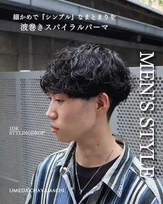 ショート 川副史晶/シャドウ 波巻き/メンズパーマのヘアスタイル