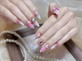 ネイル Rola kira nail salon所属・Rola kira 麗のネイルデザイン
