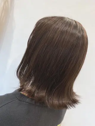 ミディアム サイトウ ナツキのヘアスタイル
