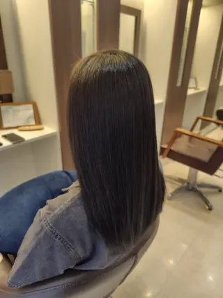 セミロング migcy所属・三浦 瑞華のヘアスタイル