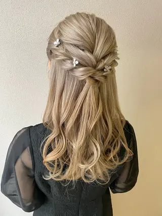 ロング ヘアアレンジ 沢田 瞳のヘアスタイル