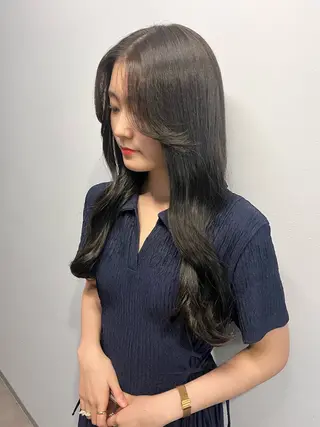ロング カラー Sakuma Chinamiのヘアスタイル