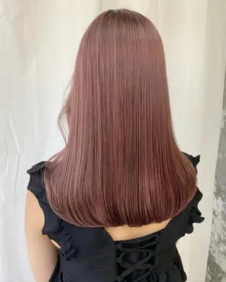 ロング カラー ツガミ リナのヘアスタイル