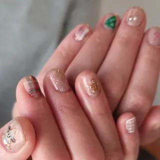 ネイル 🌲🌳🚪iiit o🌲🌳🌲のネイルデザイン