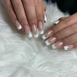 ネイル Nail salon RAVE所属・Kinjo Shionのネイルデザイン