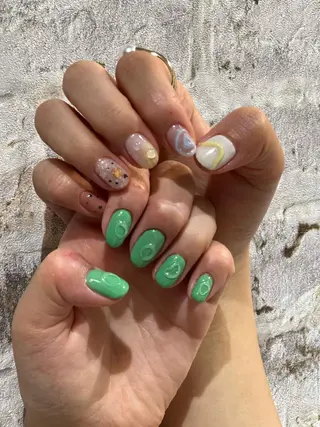 ネイル Revia所属・Revia おおだちあやなのネイルデザイン