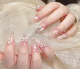 ネイル 🌈 Laule'aのネイルデザイン