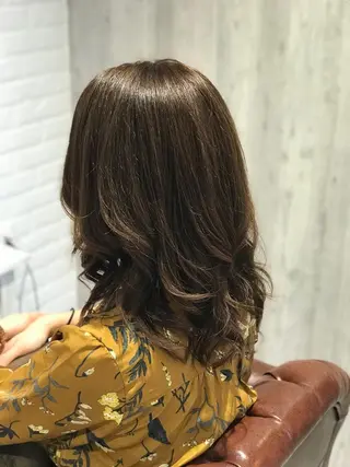 セミロング カラー Renatus店長 金子裕美のヘアスタイル