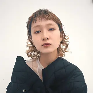 ミディアム パーマ 似合わせ 垢抜け🌟 AKINOのヘアスタイル