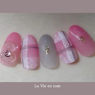 ネイル ラヴィアン ローズのネイルデザイン