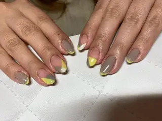 ネイル 髙城 亜紀のネイルデザイン