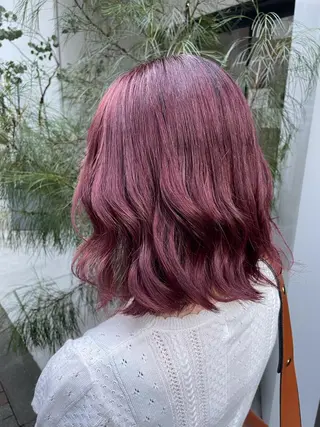 ミディアム カラー ヘアアレンジ ブリーチカラー🩰 ガーリー🩰とらのヘアスタイル