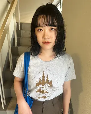 ミディアム カラー パーマ SIKI yuuna レイヤーカット🪽のヘアスタイル