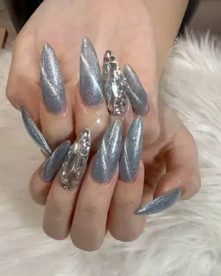 ネイル 佐田 美香のネイルデザイン