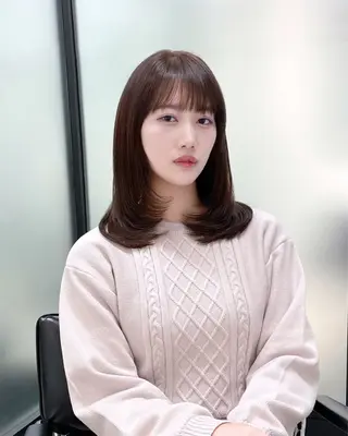 カラー 韓国レイヤーカット 髪質改善▫️水野有真のヘアスタイル