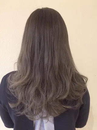 カラー 龍 門のヘアスタイル