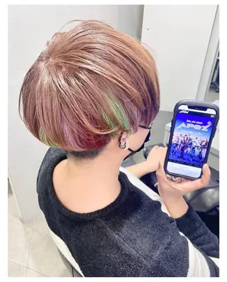 ショート カラー GARU-ガル-所属・TSUNO🦖 派手髪/オタク美容師のヘアスタイル