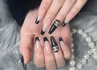 ネイル Moomi nail salon新宿所属・Moomi nail salonのネイルデザイン